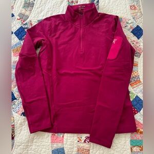 Arc’teryx Berry Magenta Quarter Zip women’s medium